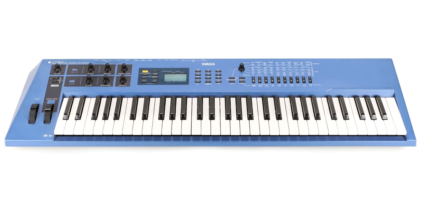 YAMAHA CS1x アナログシンセサイザー