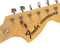 STRATOCASTER '76